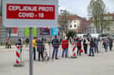 Posvetovalna skupina za cepljenje neuradno priporoča prednostno uporabo mRNK cepiv pred vektorskimi. Kdaj bo potrebno soglasje?