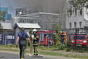 NIJZ po požaru v Melaminu: Previdno pri uživanju vrtnin, trava naj se pokosi in zavrže, v peskovnikih menja mivka
