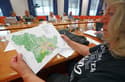 (FOTO) Dva poziva županu Arsenoviču oziroma zakaj Auerjeva lista v Mariboru napoveduje referendum