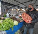V drugem valu koronakrize manj kupujemo lokalno