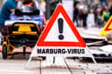 Preplah v Nemčiji: Par z vlaka odpeljali zdravniki, izkazalo se je, da nista okužena s smrtonosnim virusom