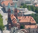 Premiki: Jezuit Ivan Hočevar zaključil v Mariboru, Bogdan Knavs ni več rektor Svete Gore, novi škof za Mursko Soboto ...