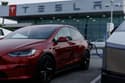 Tesla v zadnjem lanskem četrtletju s padcem prodaje in dobička