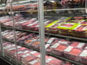 Kdaj je najbolje kupovati meso v supermarketih? Temu dnevu se poskusite izogniti