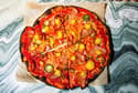Naročili pizzo in prosili še za en krožnik. Šok je sledil, ko jim je natakar prinesel račun