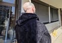 (FOTO) Z ježevko je prijatelju močno poškodoval glavo, še prej ga je davil: "Res mi je žal"