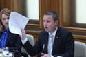 Knovs v nadzor na policiji v zvezi s podatki v zadevi Black Cube. Mahnič govoril tudi o tujih službah