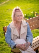 Simoni se je rak vrnil med nosečnostjo, danes, pravi, ga je premagala s postenjem