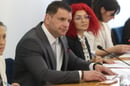 Potreboval bi manj glasov: Če v petek Janša ne bo izvoljen za mandatarja, bodo poslanci odločali o ponovnem glasovanju
