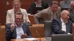 (VIDEO) Poglejte, kako je Vladimir Šega iz Levice nasmejal celoten državni zbor, tudi Černača in Janšo