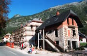 Obletnica, ki opozarja: Le 20 odstotkov nepremičnin v Sloveniji zavarovanih za potres