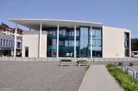 Svet zavoda dal zeleno luč odvetnikoma, ki bosta lahko pobrala do 90.000 evrov