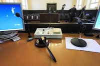 Kamere niso posnele "bombaša": Obramba zahteva rekonstrukcijo napadov v Šentilju