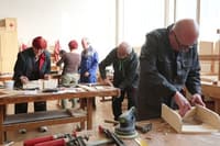 (FOTO) Starejši na Lesarski šoli Maribor izdelali svoj izdelek: "Bili so zelo zavzeti učenci."