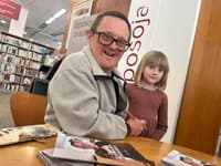 Prva knjiga, ki jo je napisal avtor z Downovim sindromom: Smo del vašega sveta