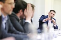 Zoran Stevanović po razkritju Urške Klakočar Zupančič o neprimernih sporočilih: "Bila je v razmerju z mojim znancem"