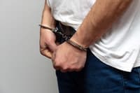 Policija je aretirala 17-letnika, ki je v zagrebški soseski ustrelil znanca