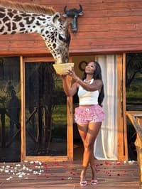 (FOTO) Misteriozna smrt 31-letne vplivnice na rajskem otoku