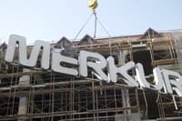 (FOTO) Rešeni znak Jeklotehne razkriva pozabljeno zgodbo Maribora