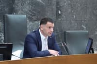 Očitali so mu, da je pokroviteljski: Stevanović bivši podpredsednici državnega zbora Hot ponudil mentorstvo