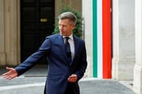 (VIDEO) Peter Magyar razkazal razkošje urada Orbanovega ministra za propagando. Kako se v zvezi z njim pojavi Slovenija?