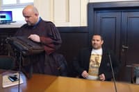 Še isti dan, ko je Janša predlagan za mandatarja, Snežič znova odpira fronto proti Fursu