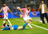 (FOTO) Slovenija v izdihljajih tekme izgubila na Hrvaškem