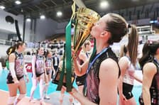 (INTERVJU) Iza Mlakar: Moje slovo ne sme zasenčiti uspeha punc