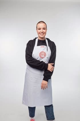 (FOTO) Kakšna sprememba! Nekdanja finalistka MasterChefa je danes skoraj neprepoznavna