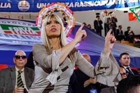 (FOTO) Vnukinja fašističnega diktatorja in nečakinja filmske dive vstopa v resničnostni šov