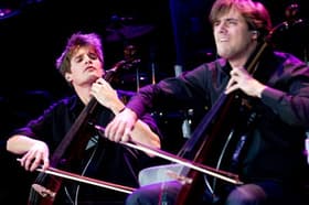 (FOTO) Priljubljen violončelist je zaradi zdravstvenih težav odpovedal vse koncerte