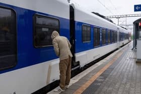 Kaj se je dogajalo s 15-letno Dunjo? Odšla je iz šole, a so jo po 4 dneh našli na vlaku za Beograd