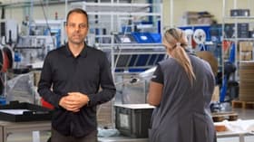 (VIDEOKOLUMNA) Slovenci med najbolj pridnimi, ne pa tudi najbolj učinkovitimi