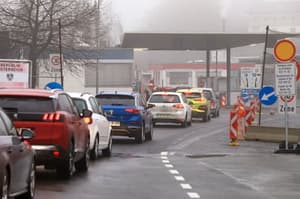 Slovenskim delavcem v Avstriji grozijo doplačila: Prvi pozivi k vračilu denarja že avgusta?