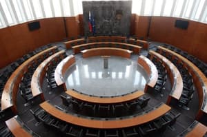 Pred prvo sejo DZ: To so poslanci z najnižjim absolutnim številom prejetih glasov