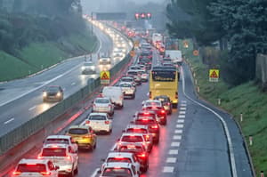 Bo konec zastojev? Številne nesreče ohromile promet pri delovni zapori, to so ugotovili pristojni ...