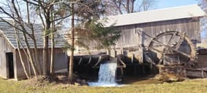 (POTEPANJA) Potoček še teče, kolo pa se vrti bolj redko