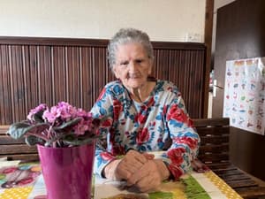 Najstarejša Radeljčanka, 98-letna Marija Hartman, ob rojstnem dnevu: "Zadovoljen moraš biti z malim"