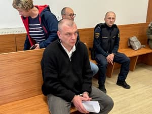 Po lanski tragediji na avtocesti: Ponoči, ko ne more spati, podoživlja nesrečo in sliši krike deklet, ki so v njej umrla