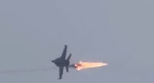 (VIDEO) Bilo je zelo na tesno: Kako se je ameriški pilot z lovskim letalom izognil iranski raketi