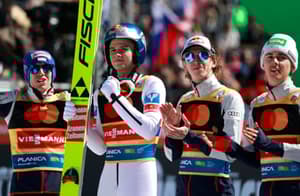 Avstrijski skakalci do ekipne zmage v Planici, Slovenci peti