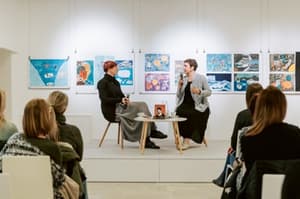 Sara Volčič v Koroški osrednji knjižnici: Pogovor o zločinih, družbi in človeški naravi