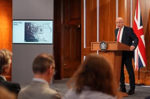 Sledili so podmornicam: "Naše sile so jim jasno dale vedeti, da njihovi premiki niso tajni, kot je to načrtoval Putin"