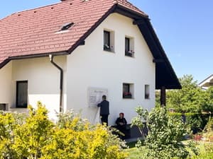 (VIDEO) Legendarni kovač Šegovc dobil še kamnit spomin in priredbe za klavir