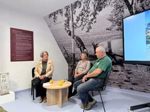 Večer s pripovedovalci: Dve državi, ena kmetija