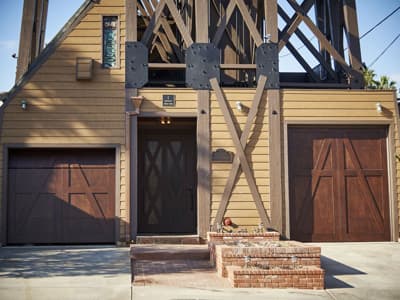 Vas mika življenje v 27 metrov visokem vodnem stolpu? Višine vas ne sme biti strah