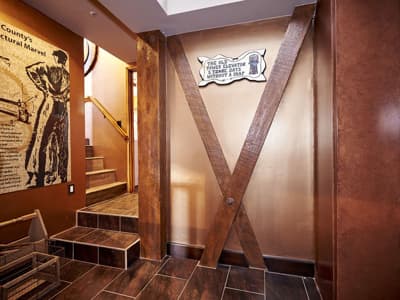 Vas mika življenje v 27 metrov visokem vodnem stolpu? Višine vas ne sme biti strah