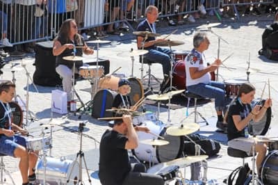 Marko Soršak - Soki in 100 bobnarjev na Glavnem trgu v Mariboru
