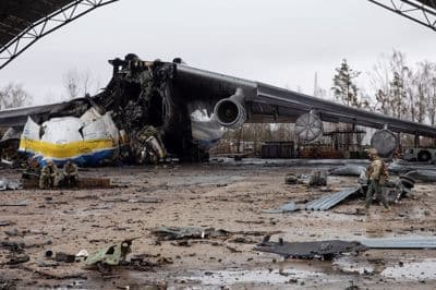 Tako uničeno je največje tovorno letalo na svetu, edinstveni Antonov AN-225
