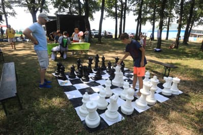 Tako zabavno je bilo na letošnjem Večerovem pikniku v Skokah